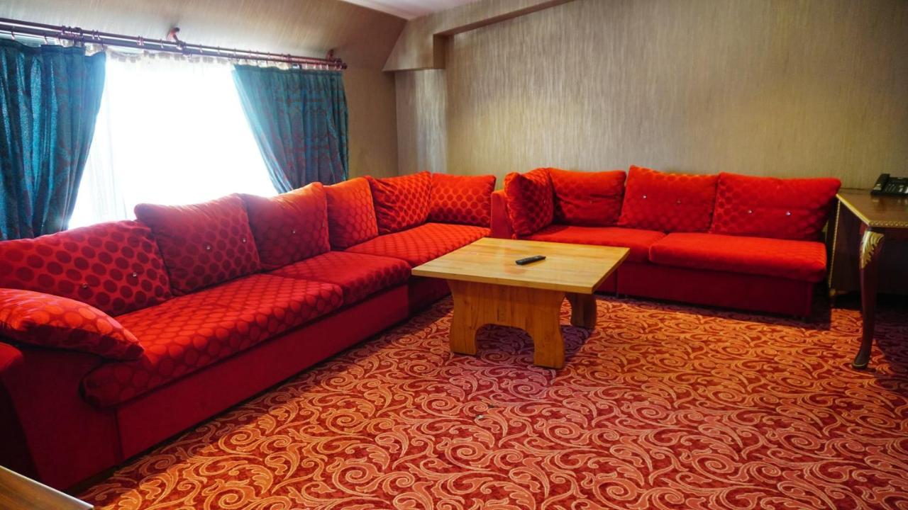 Vois Hotel Atasehir & Spa Istanboel Buitenkant foto