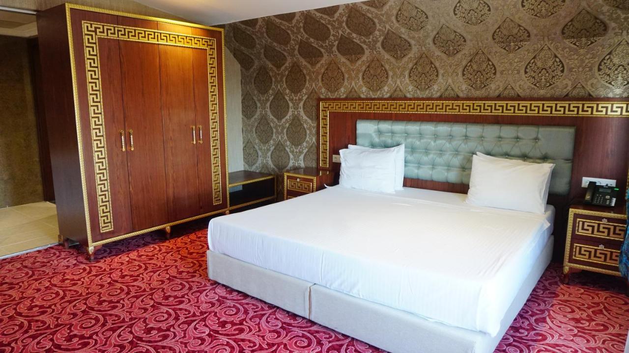 Vois Hotel Atasehir & Spa Istanboel Buitenkant foto