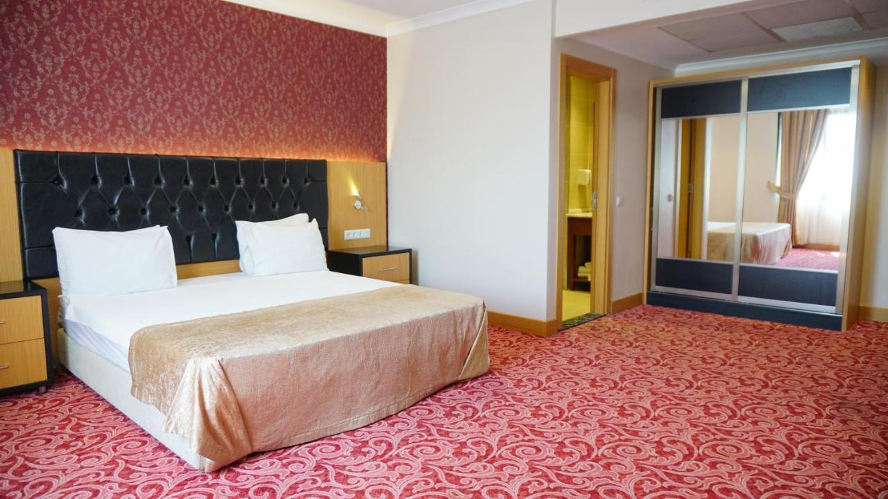 Vois Hotel Atasehir & Spa Istanboel Buitenkant foto